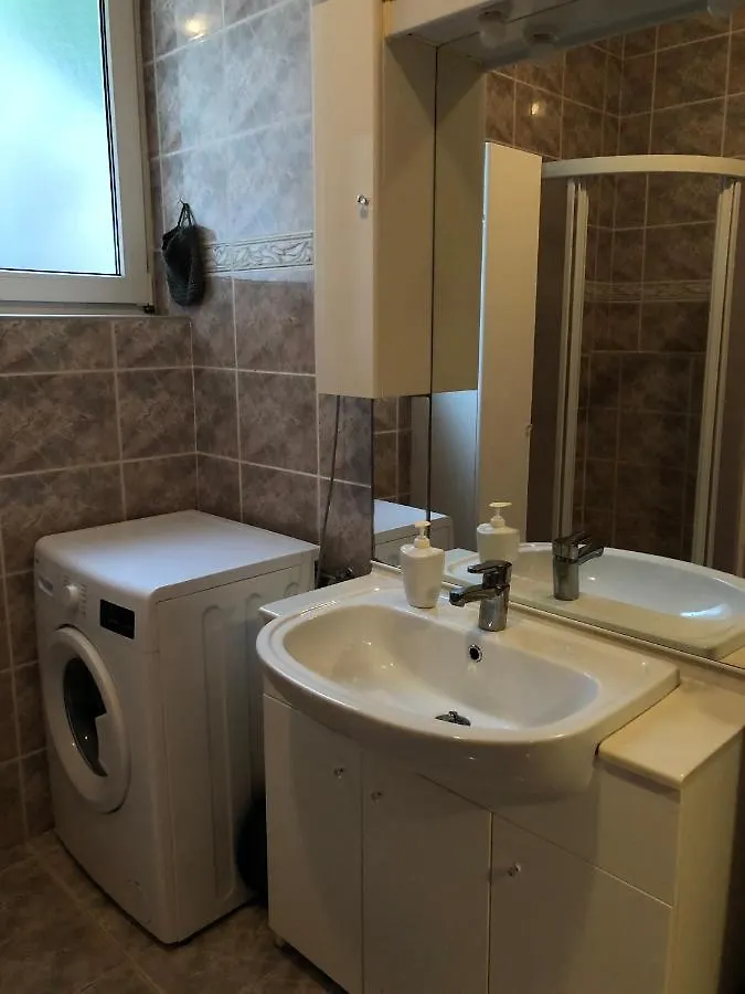 Apartment Nika Laurana